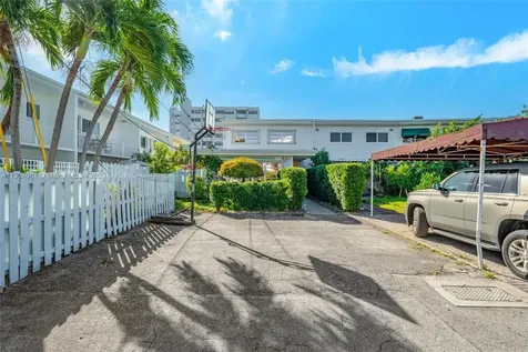 830 Raymond Street Miami Beach FL 33141