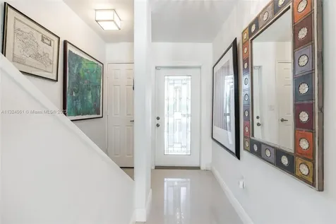 830 Raymond Street Miami Beach FL 33141