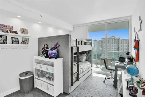 19955 NE 38th Court Aventura FL 33180