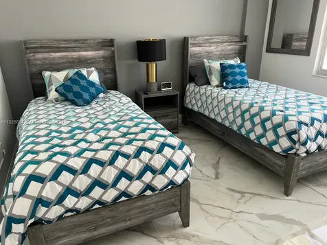 3725 S Ocean Drive Hollywood FL 33019