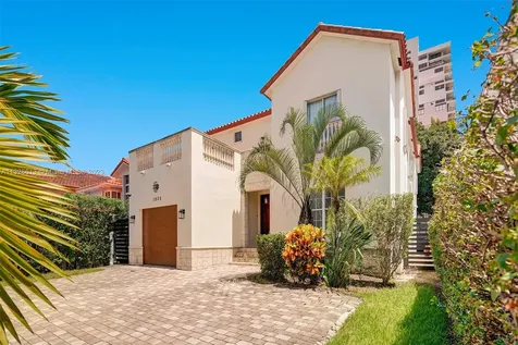 1020 N Venetian Drive Miami FL 33139