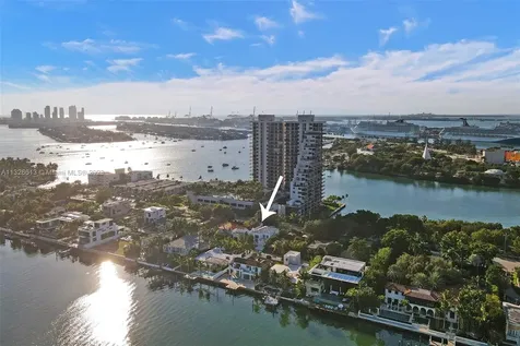 1020 N Venetian Drive Miami FL 33139