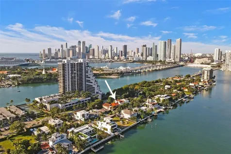 1020 N Venetian Drive Miami FL 33139
