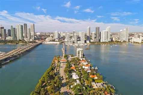 1020 N Venetian Drive Miami FL 33139