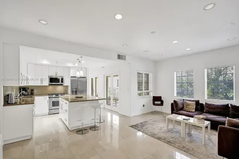 1020 N Venetian Drive Miami FL 33139