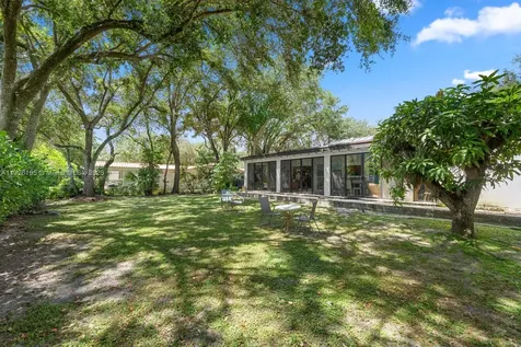 10855 SW 82nd Avenue Miami FL 33156