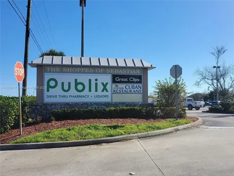 726 S Fleming Street Sebastian FL 32958