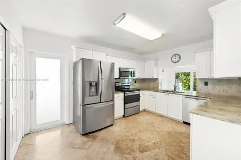 9009 Hawthorne Avenue Surfside FL 33154