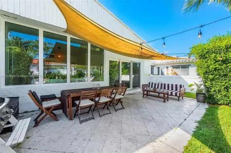 9009 Hawthorne Avenue Surfside FL 33154