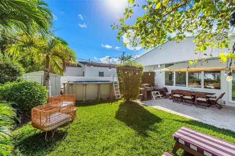 9009 Hawthorne Avenue Surfside FL 33154