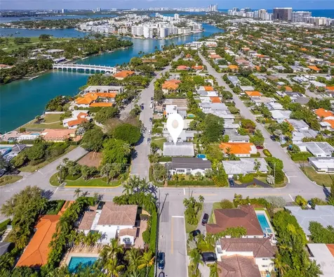 9009 Hawthorne Avenue Surfside FL 33154