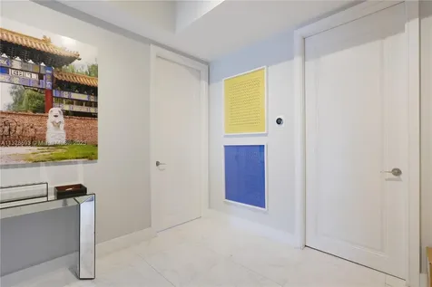 1425 Brickell Avenue Miami FL 33131