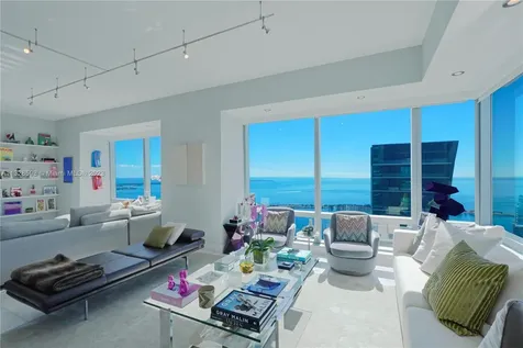 1425 Brickell Avenue Miami FL 33131