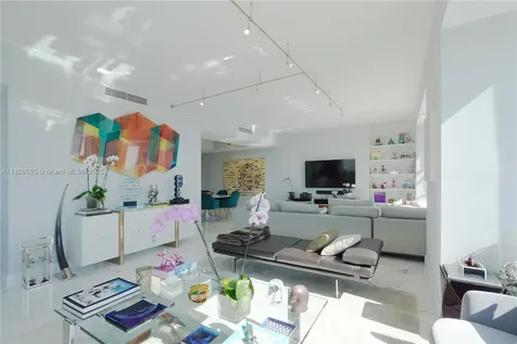 1425 Brickell Avenue Miami FL 33131