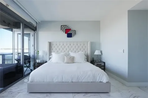 1425 Brickell Avenue Miami FL 33131