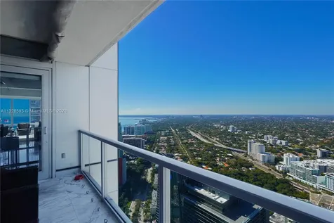 1425 Brickell Avenue Miami FL 33131
