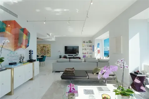 1425 Brickell Avenue Miami FL 33131