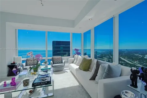 1425 Brickell Avenue Miami FL 33131