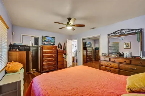 401 S 26th Avenue Hollywood FL 33020