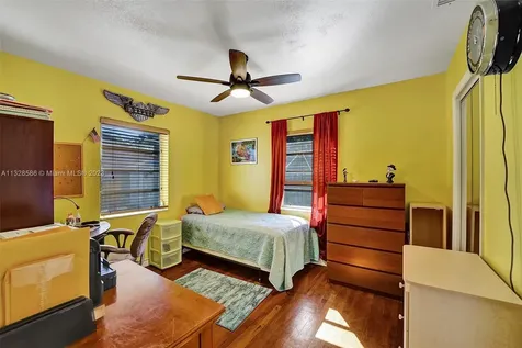 401 S 26th Avenue Hollywood FL 33020