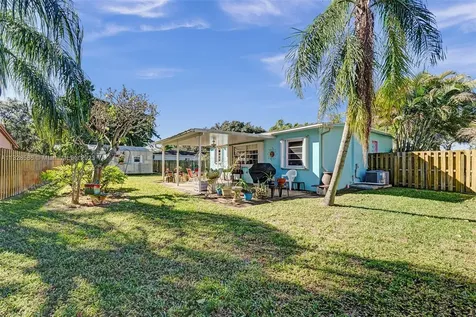 401 S 26th Avenue Hollywood FL 33020