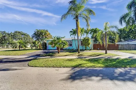 401 S 26th Avenue Hollywood FL 33020