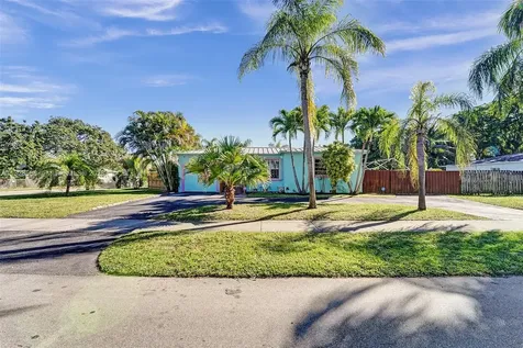 401 S 26th Avenue Hollywood FL 33020