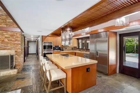 7550 SW 60th Street Miami FL 33143