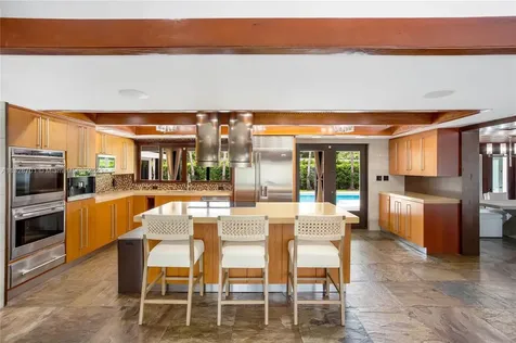 7550 SW 60th Street Miami FL 33143