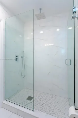 809 S 17th Avenue Hollywood FL 33020