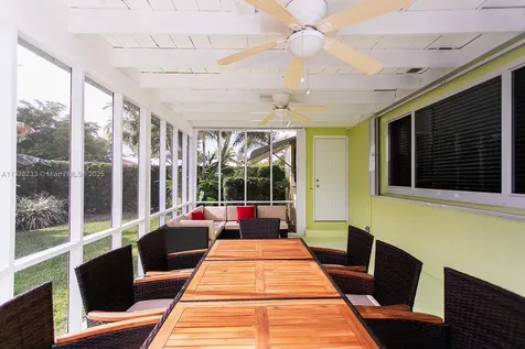 809 S 17th Avenue Hollywood FL 33020