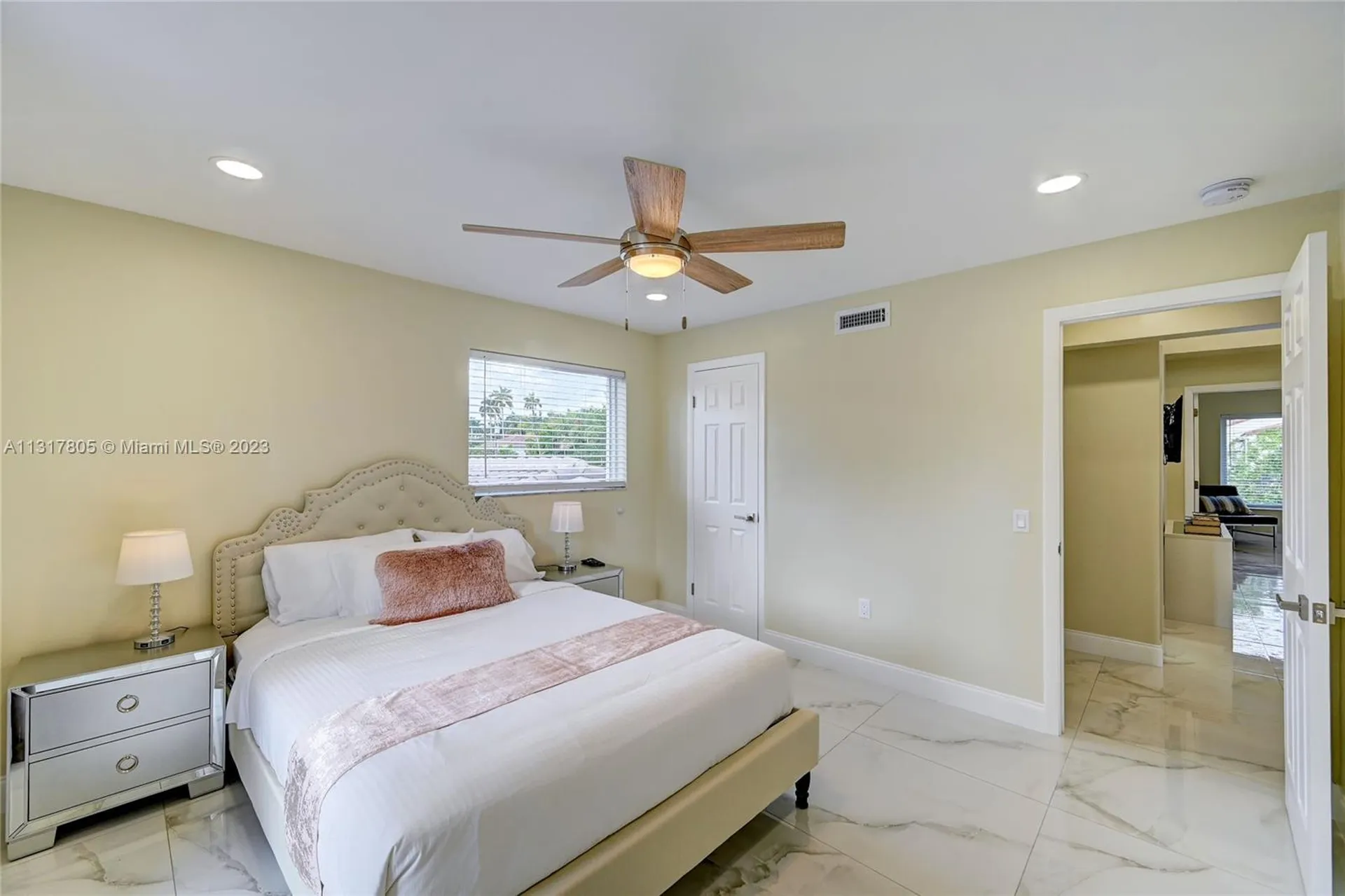 1109 Hollywood Boulevard Hollywood FL 33019