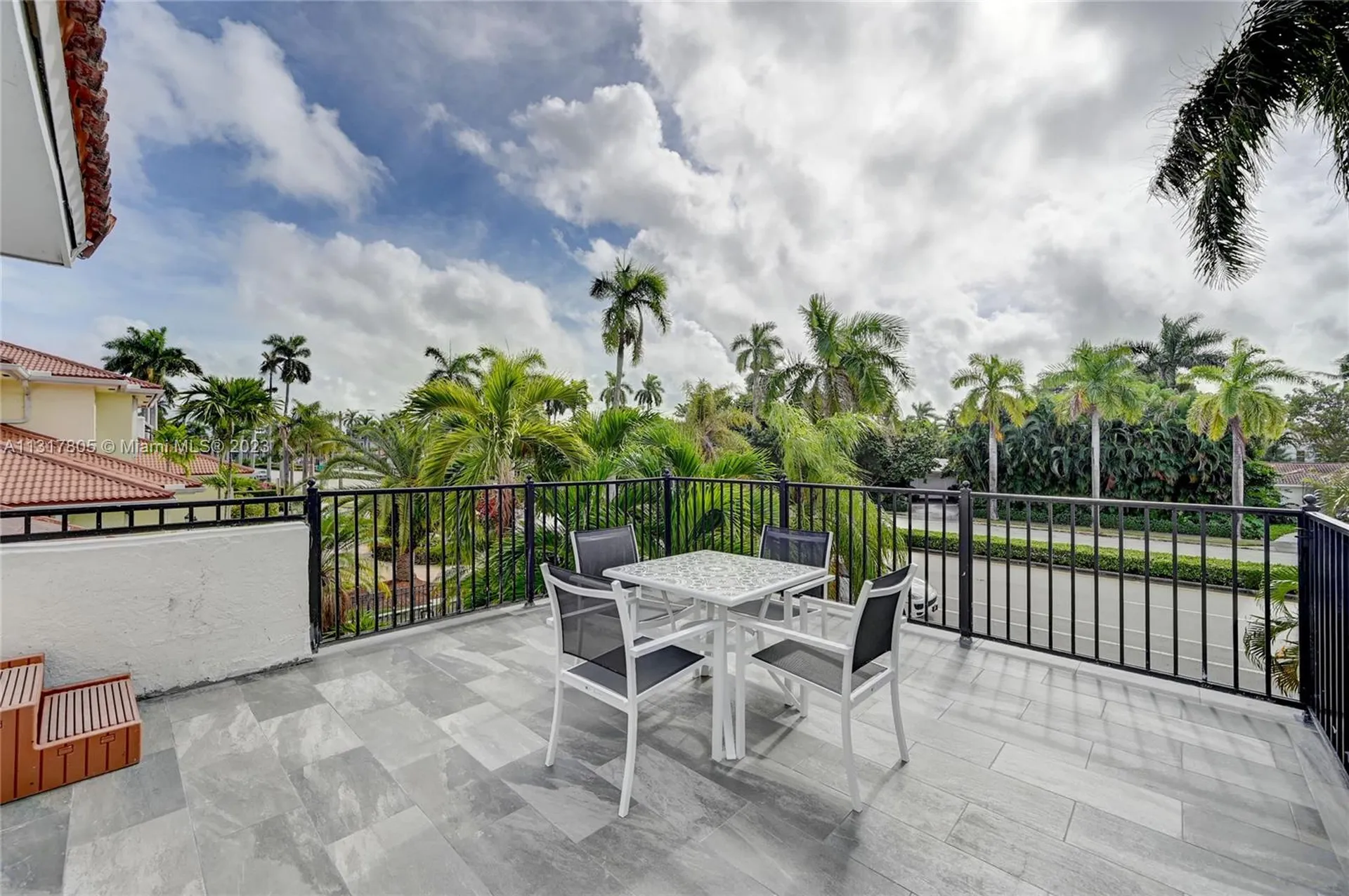 1109 Hollywood Boulevard Hollywood FL 33019