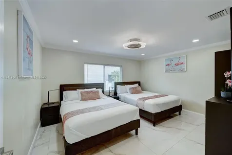 1109 Hollywood Boulevard Hollywood FL 33019