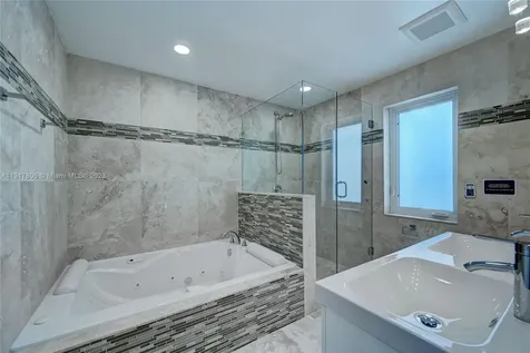 1109 Hollywood Boulevard Hollywood FL 33019