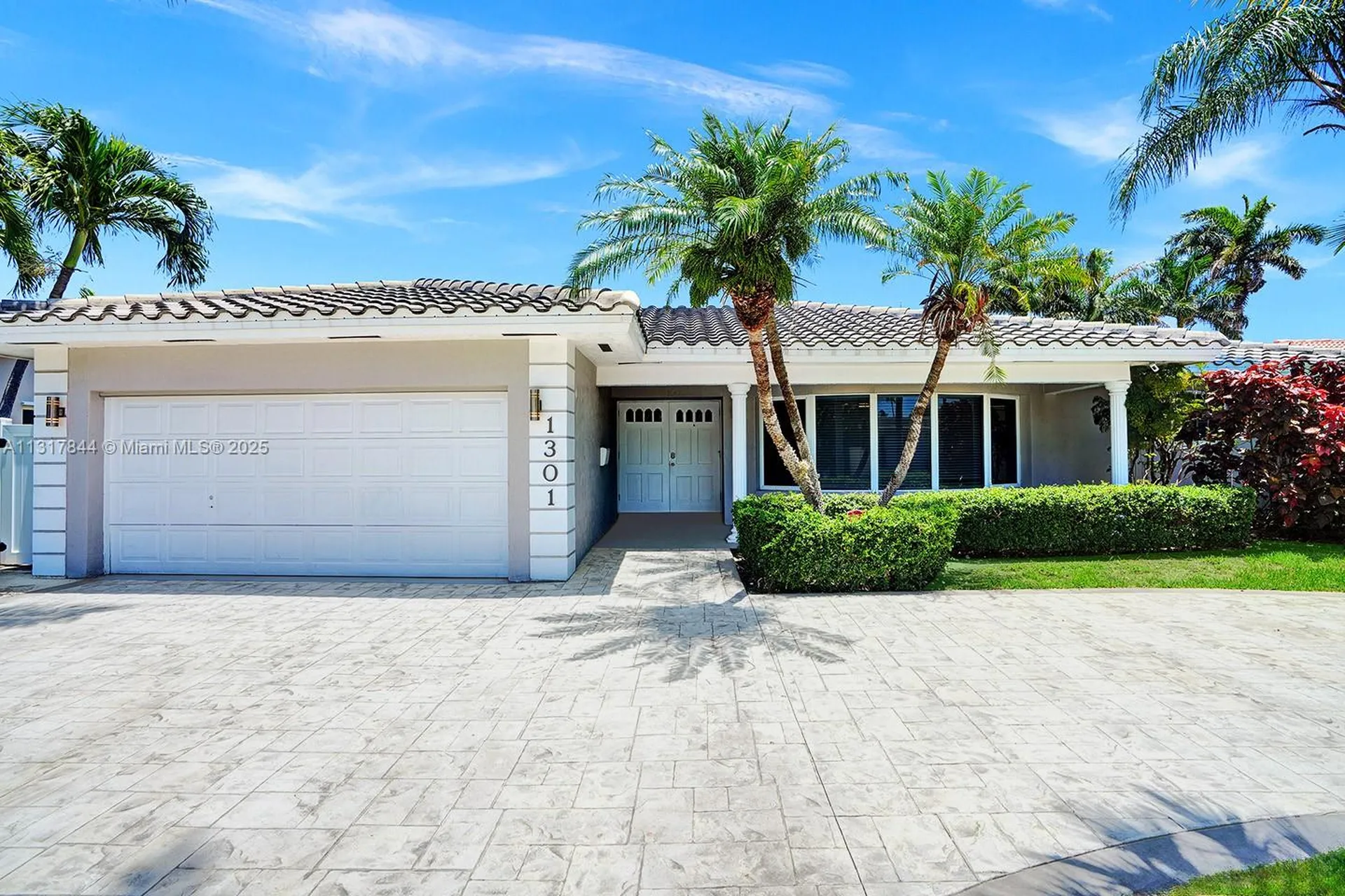 1301 Rodman Street Hollywood FL 33019