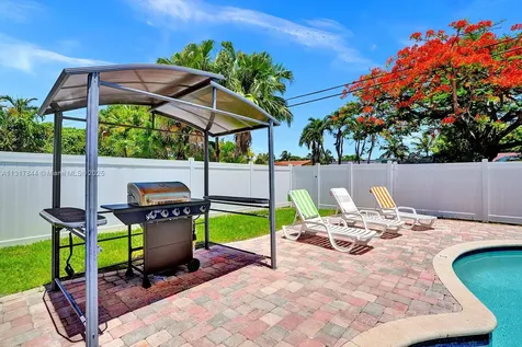 1301 Rodman Street Hollywood FL 33019