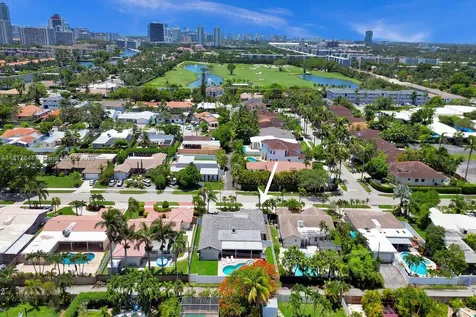 1301 Rodman Street Hollywood FL 33019
