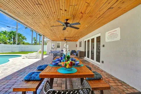 1301 Rodman Street Hollywood FL 33019