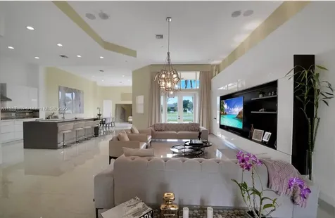 4021 E Lake Estates Drive Davie FL 33328