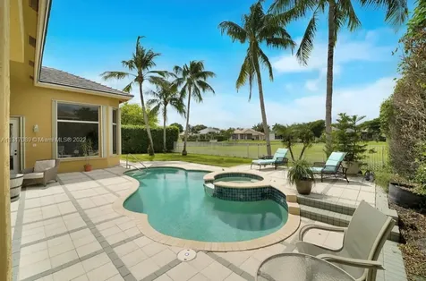 4021 E Lake Estates Drive Davie FL 33328