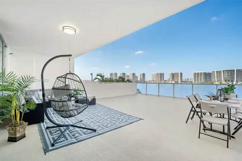 18100 N Bay Road Sunny Isles Beach FL 33160