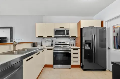 18100 N Bay Road Sunny Isles Beach FL 33160