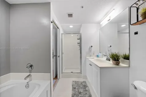 18100 N Bay Road Sunny Isles Beach FL 33160