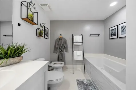 18100 N Bay Road Sunny Isles Beach FL 33160