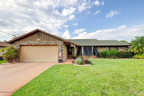 189 SW Whitmore Drive Port St. Lucie FL 34984