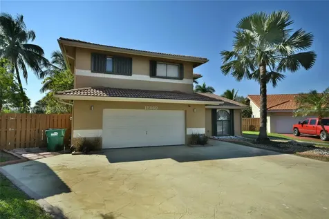15860 SW 106th Terrace Miami FL 33196