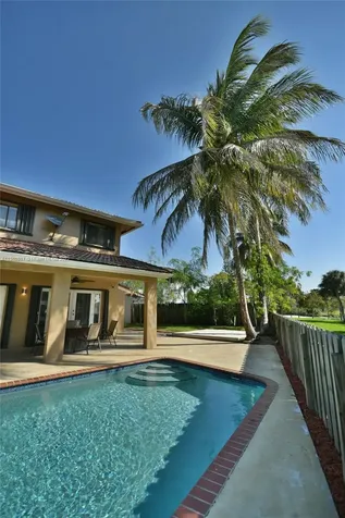 15860 SW 106th Terrace Miami FL 33196