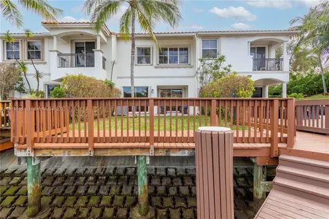 997 N Harbor View N Hollywood FL 33019