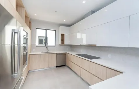 3266 Bird Avenue Miami FL 33133